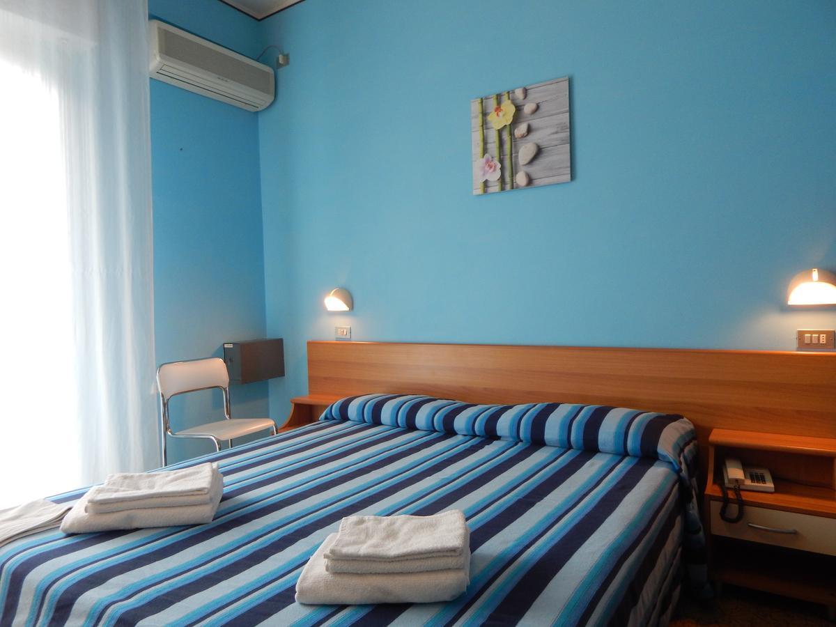 Hotel Vera Riccione Ngoại thất bức ảnh
