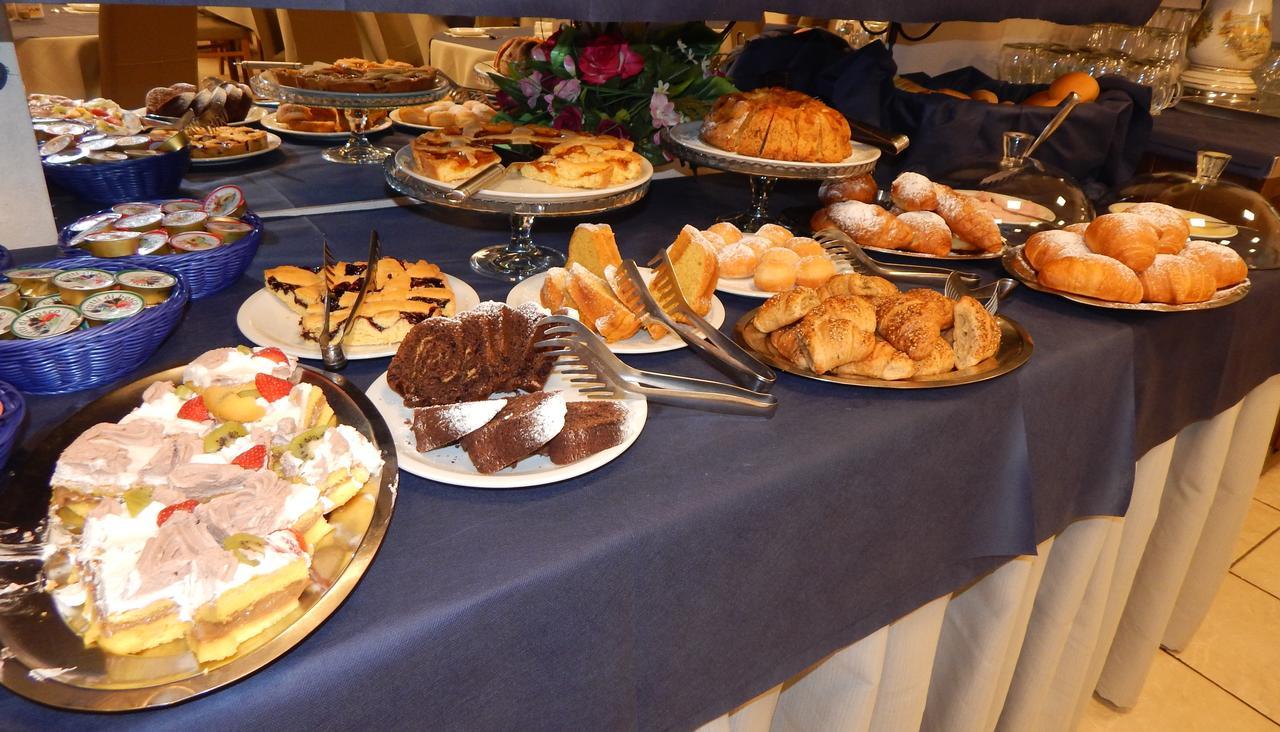 Hotel Vera Riccione Ngoại thất bức ảnh