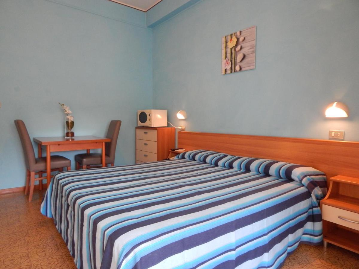 Hotel Vera Riccione Ngoại thất bức ảnh